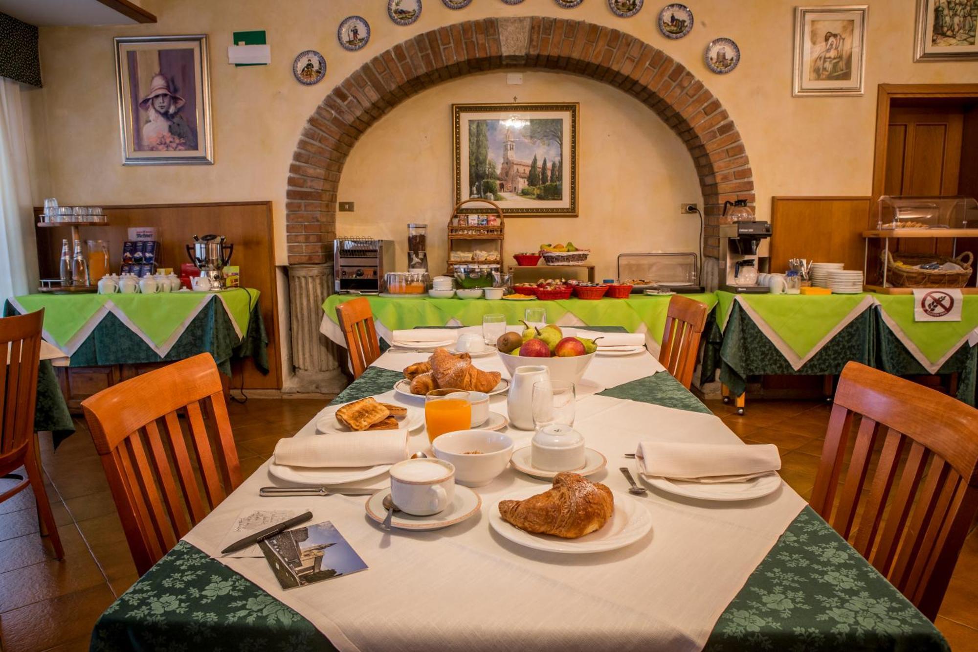 Hotel Patriarchi Аквилея Экстерьер фото